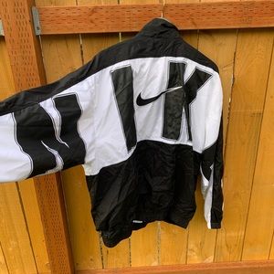 90s Vintage Nike Athletic Windbreaker Jacket Size